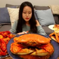 海鲜小姐姐吃汉堡吗,海鲜小姐姐的汉堡奇遇记